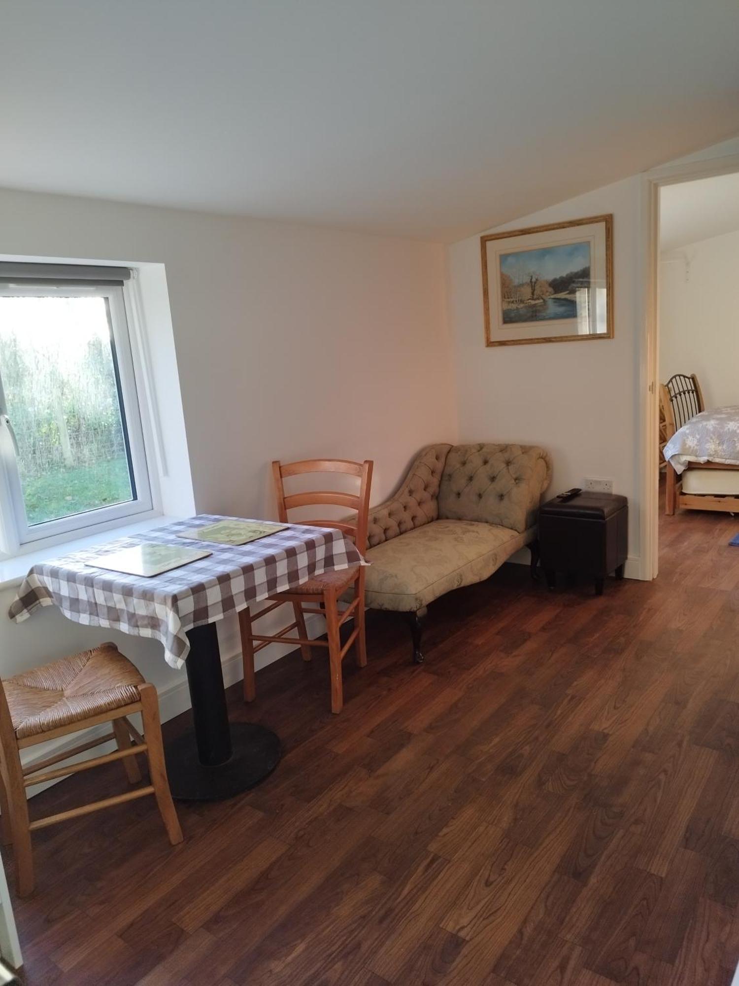 Two Birds Weekly Stay Malmesbury Exteriör bild
